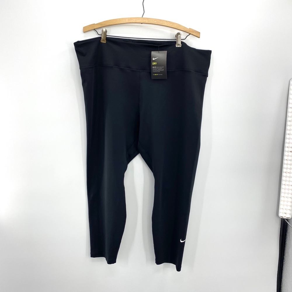 Nike The Nike One Tight Fit Mid Rise ‘Black’ Performance Pants Woman’s Size 3X